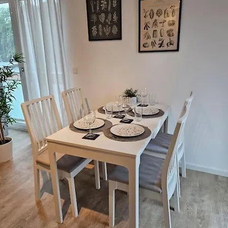 Stilvoll-möbliertes Lägenhet Harsefeld