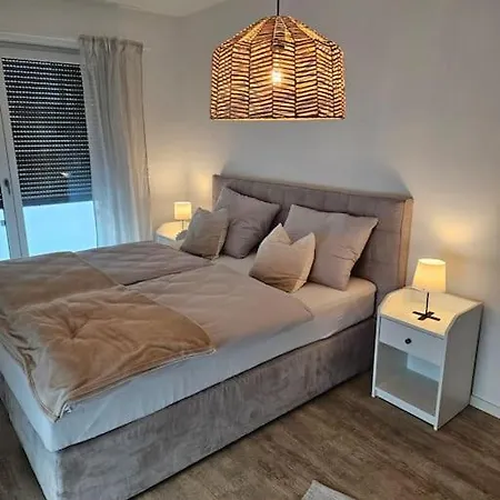 Stilvoll-möbliertes Lägenhet Harsefeld